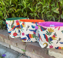 Load image into Gallery viewer, Otomi Makeup Bag