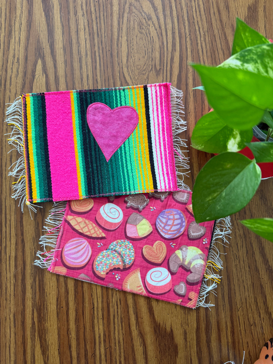 Mug Rug/ Sarape Reversible Tapetito - Pink/ Pan Dulce